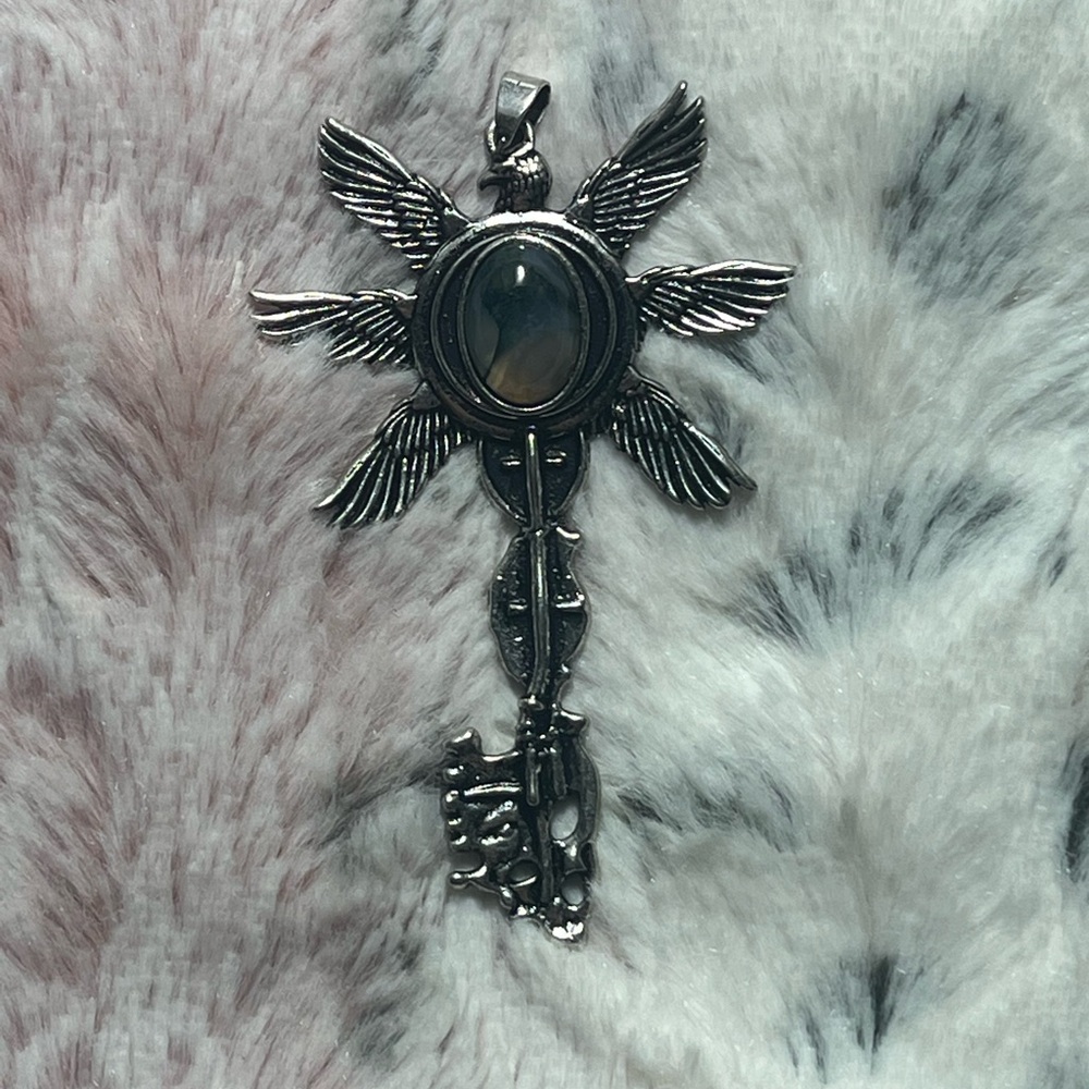 natural MOSS AGATE skeleton key biblical Angel pendant